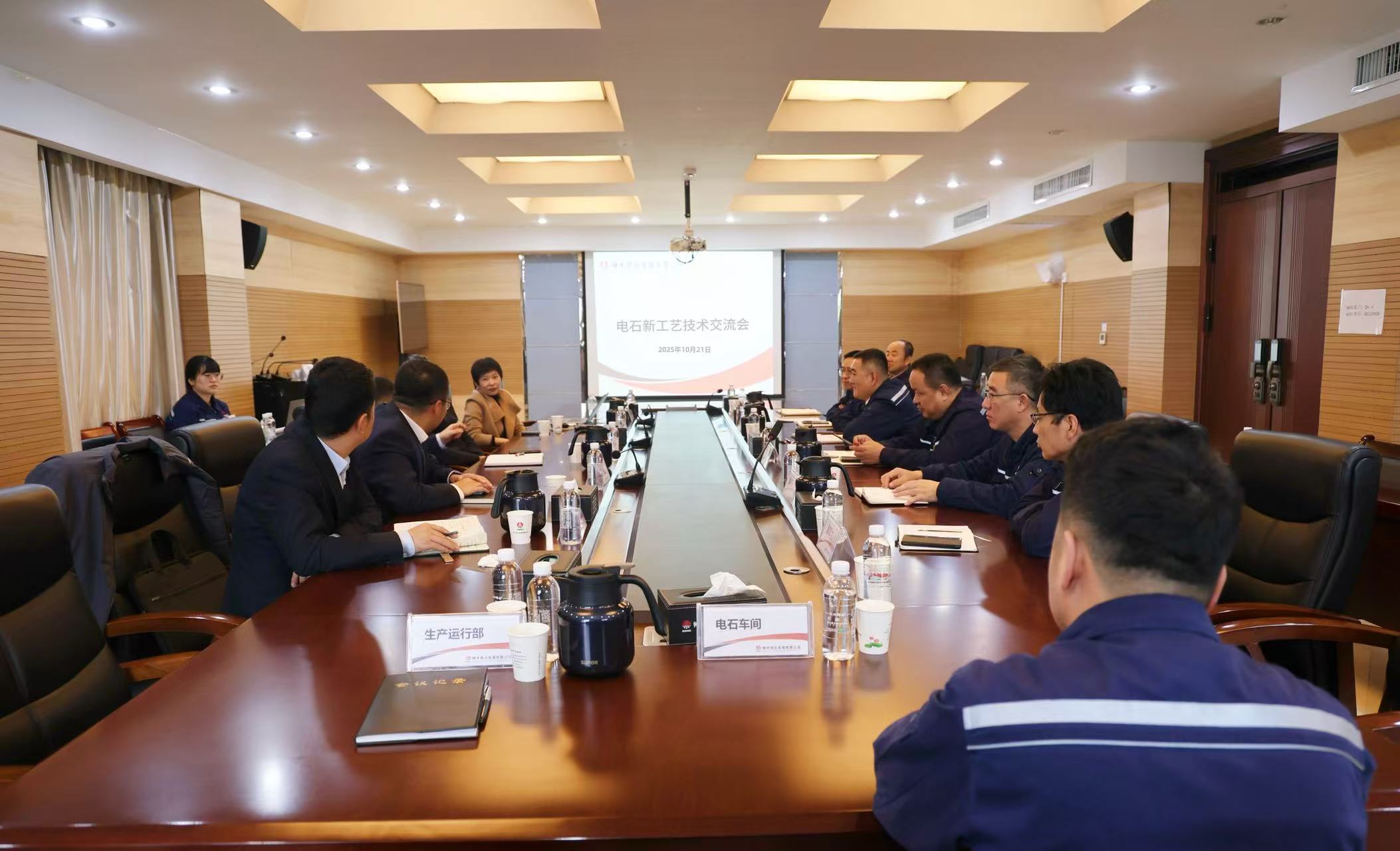 221761103066534954.jpg 1081b536ebd0abf083e43b5fb1858e7.jpg